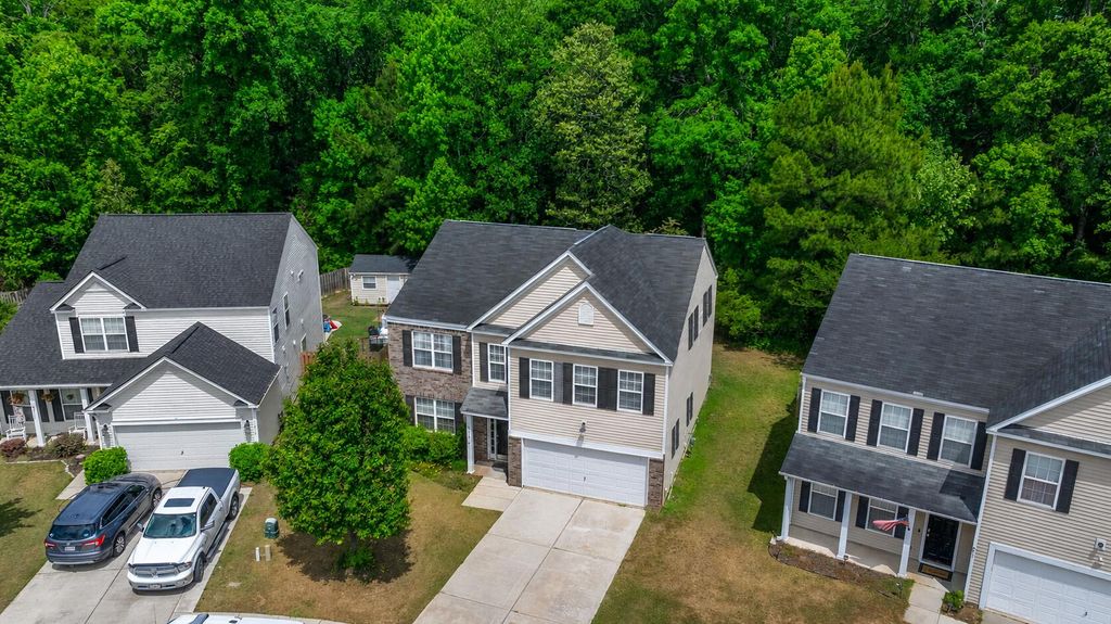 Photo of 2015 Isabela Court, Summerville, SC 29483 (MLS # 26012744)