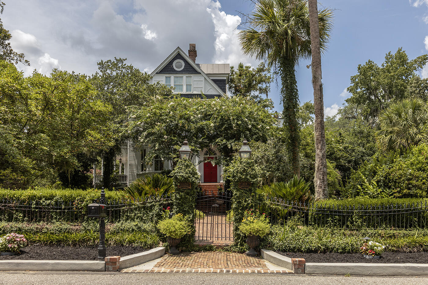 208 Sumter Avenue