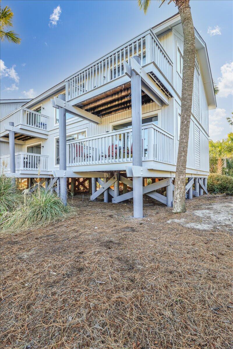 Photo 3 of 26 of 27 Lagoon Villas condo