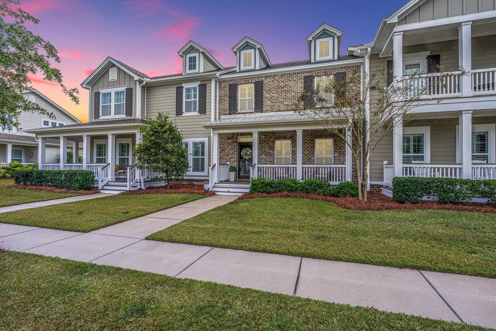 Photo of 3435 Yarmouth Drive, Mount Pleasant, SC 29466 (MLS # 25028772)