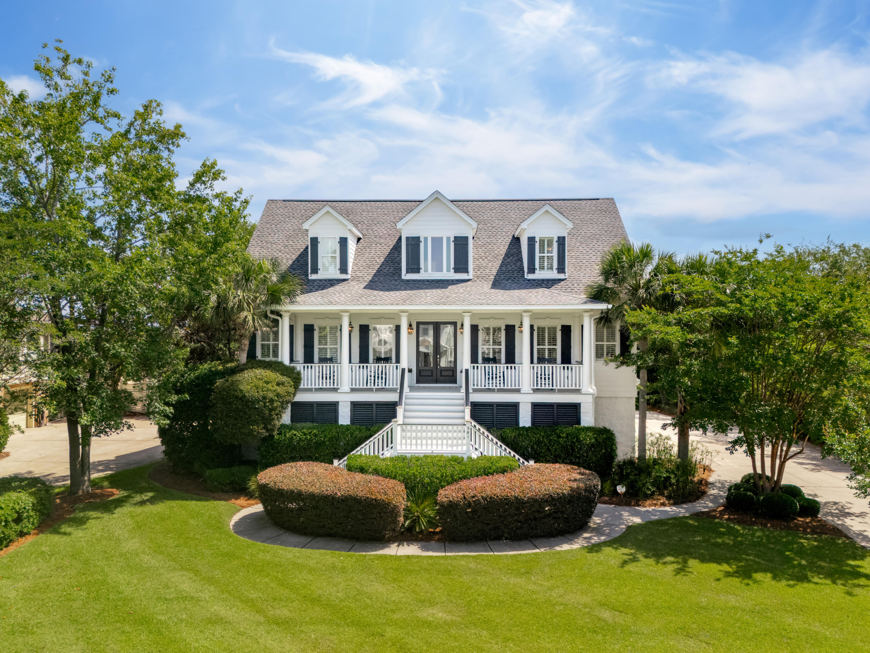 591 Island Walk East