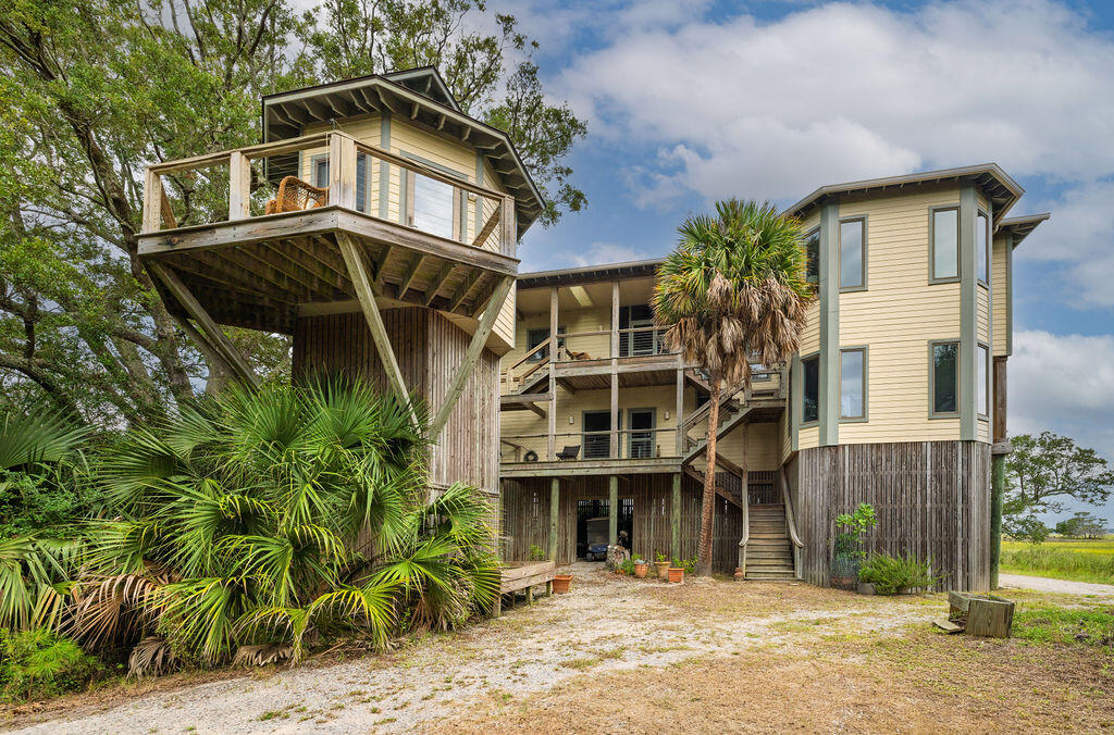 242 Old House Lane