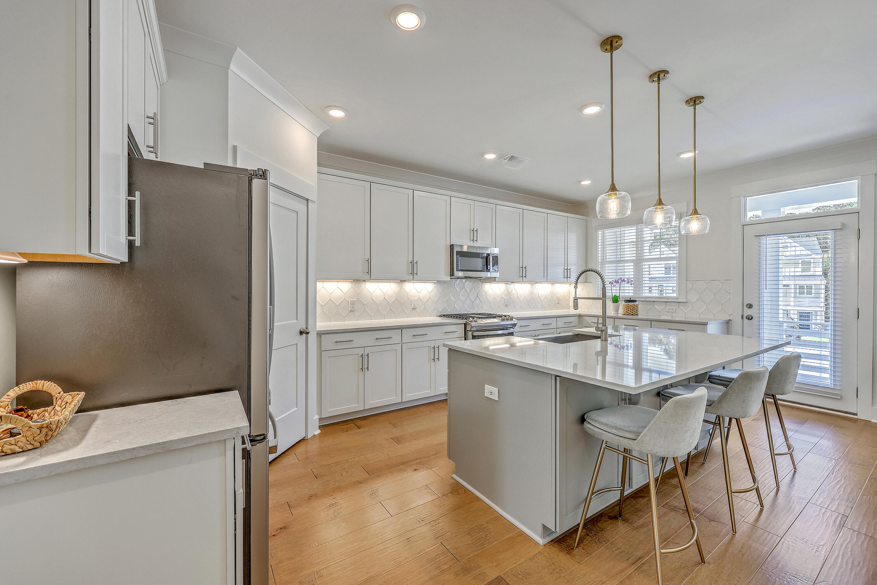 320 Laurens View Lane