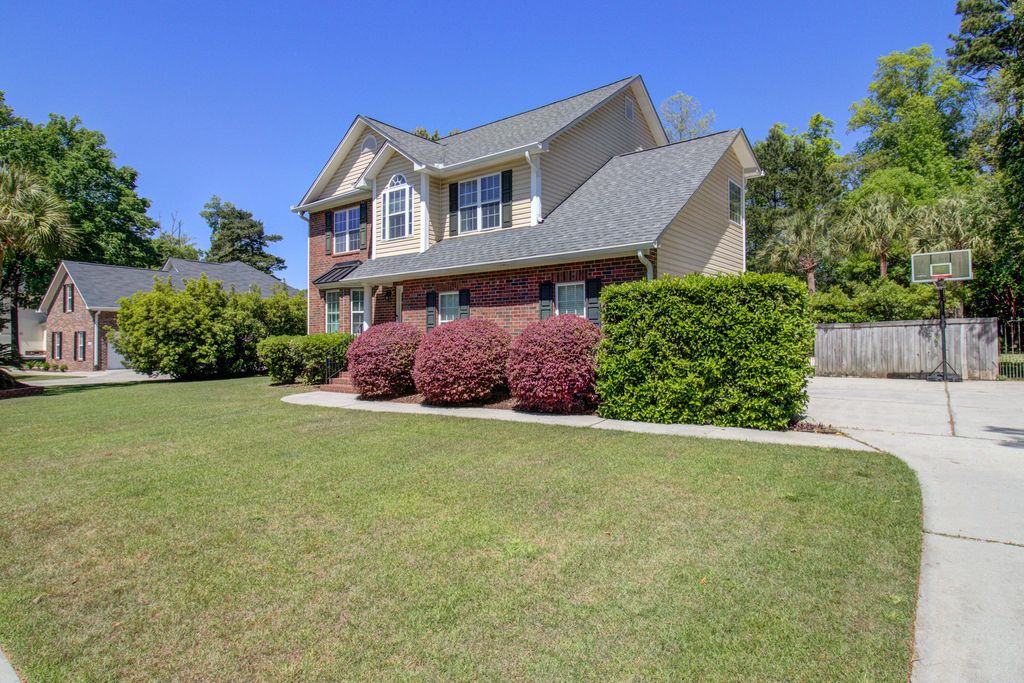 Photo of 683 Hamlet Circle, Goose Creek, SC 29445 (MLS # 26010628)