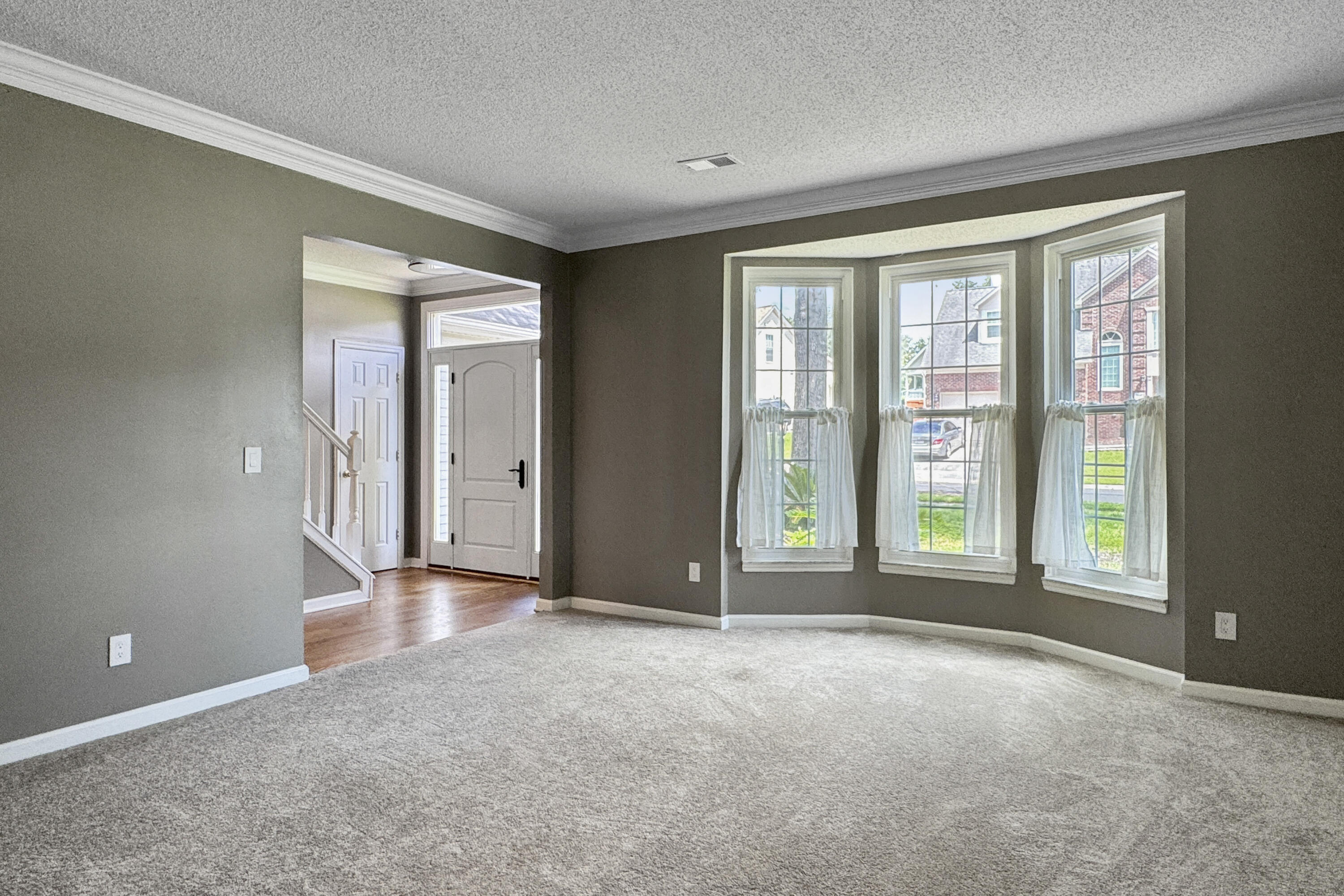 115 Waddington Trace