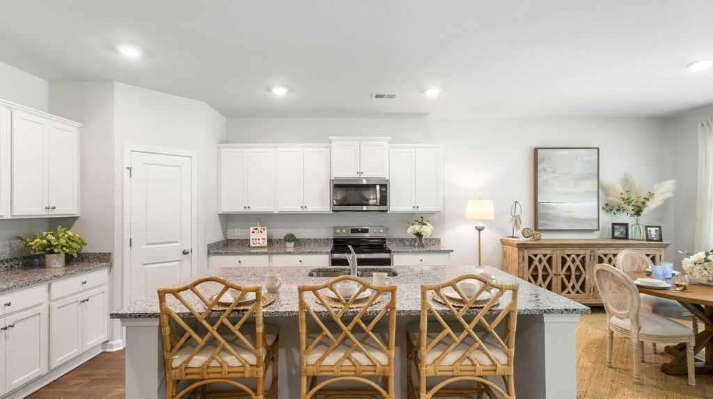 Photo of 504 Eagles Watch Court, Summerville, SC 29486 (MLS # 26010417)