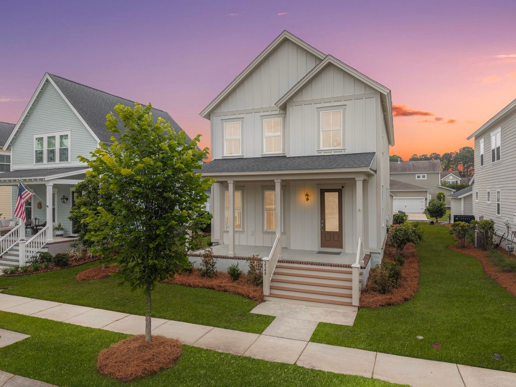 Photo of 3549 Sewel Avenue, Mount Pleasant, SC 29466 (MLS # 26013910)