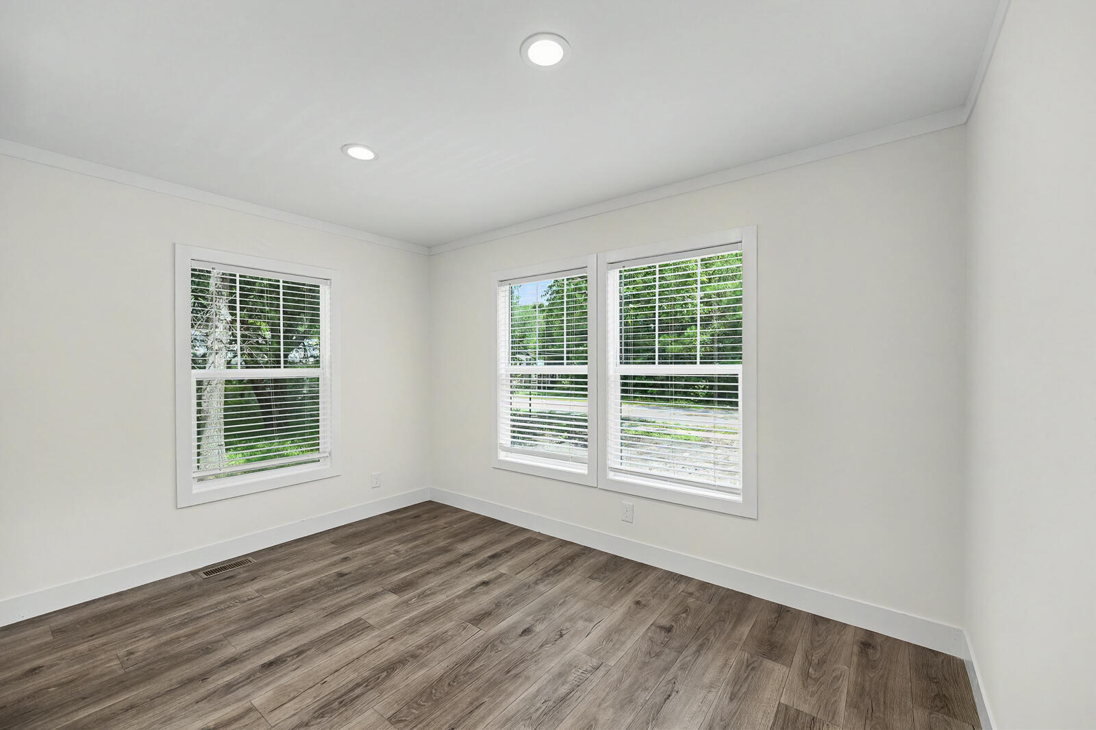1011 Russellville Road