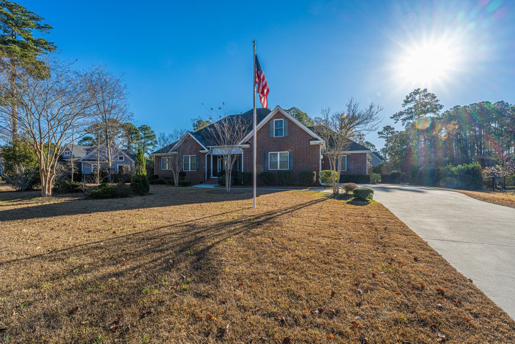 Photo of 1007 Mt Whitney Drive, Summerville, SC 29483 (MLS # 25033078)