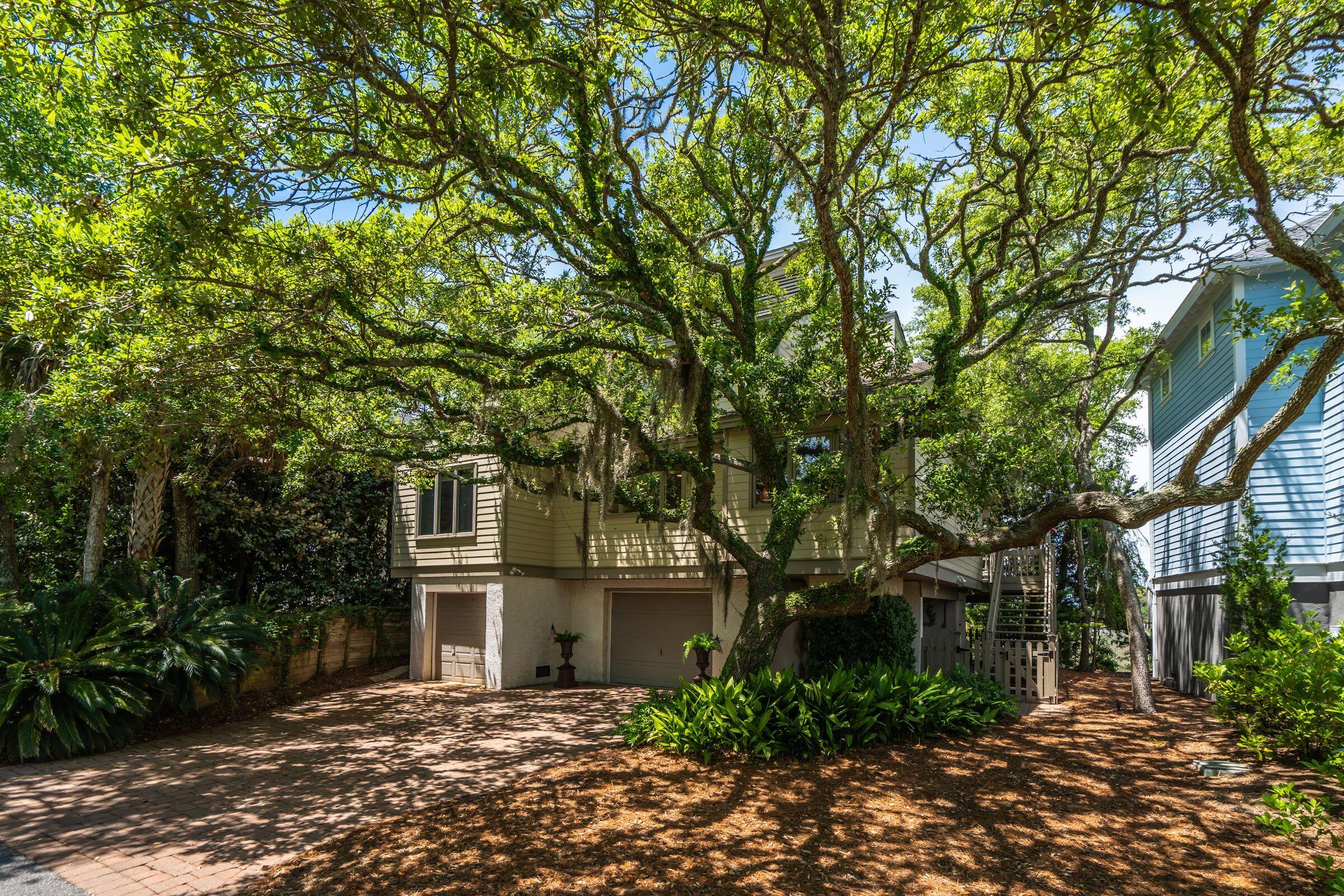 12 Marsh Island Lane