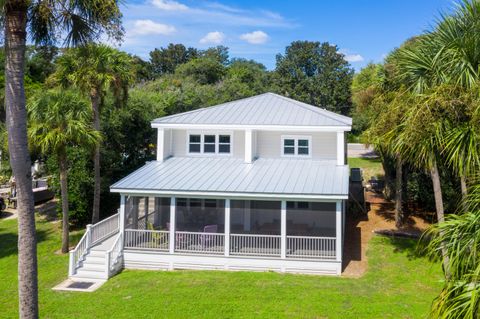 A home in Folly Beach