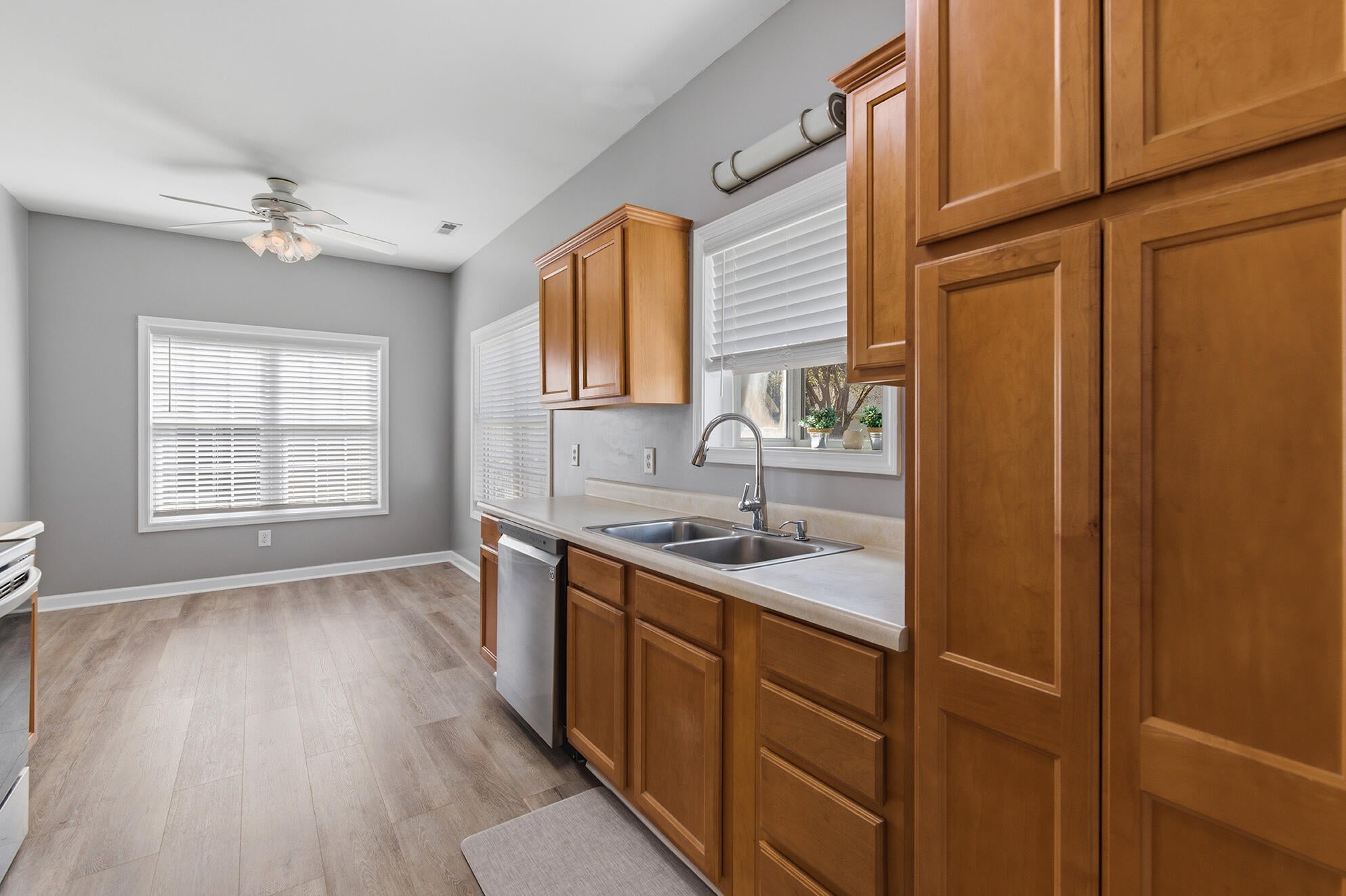 6627 Cherry Laurel