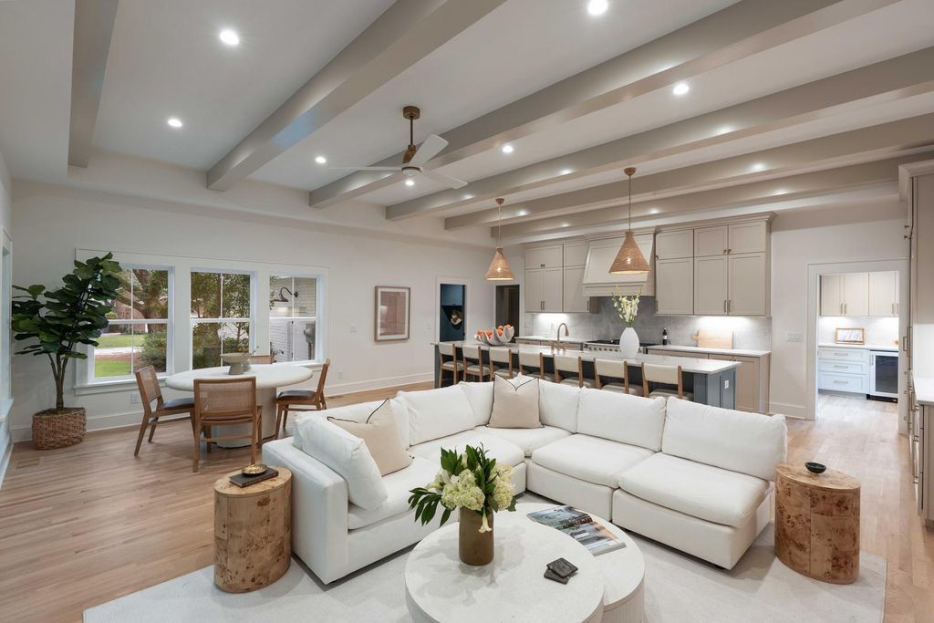 Photo of 340 Molasses Lane, Mount Pleasant, SC 29464 (MLS # 26010116)