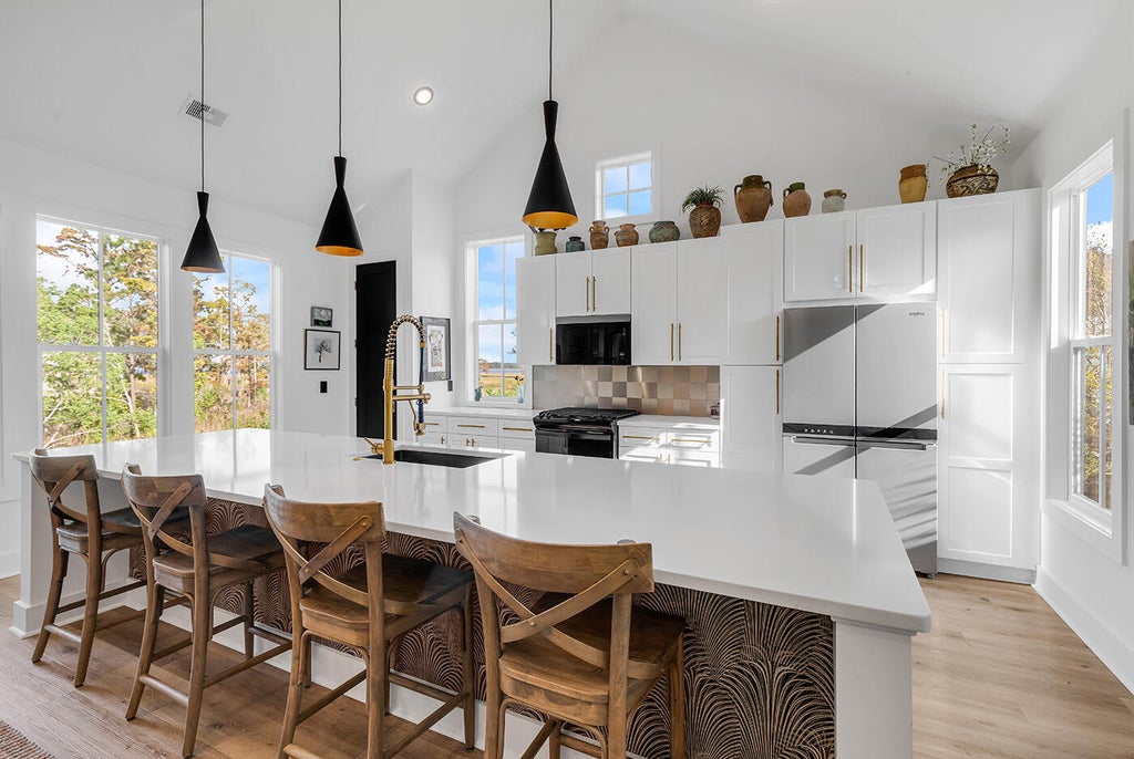 Photo of 309 Lagrange Road, Georgetown, SC 29440 (MLS # 26026504)