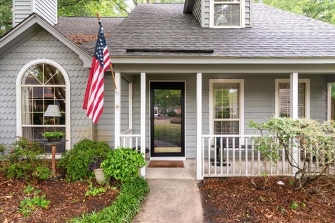 Photo of 1263 Llewellyn Road, Mount Pleasant, SC 29464 (MLS # 26013420)