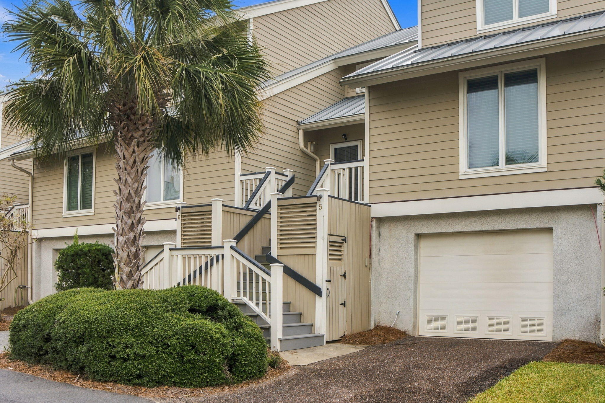 5 Linkside Court