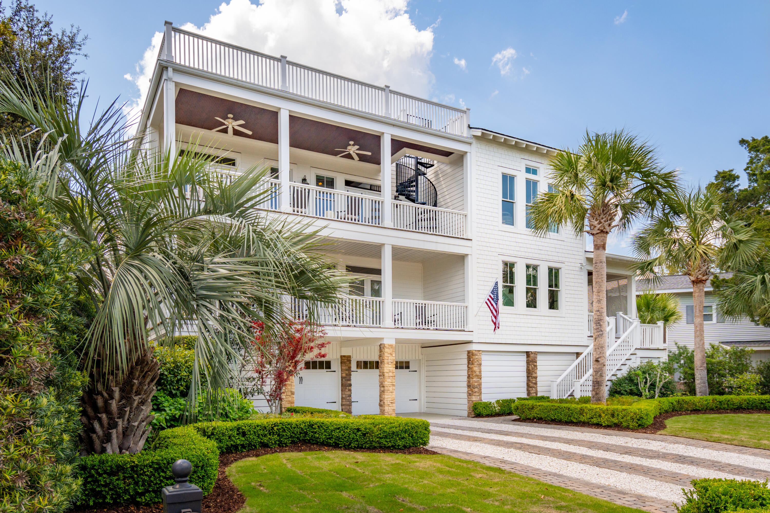 3 37th Avenue