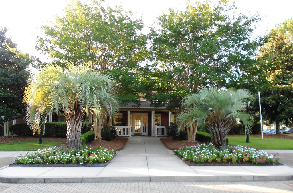 Photo of 1600 Long Grove Drive #228, Mount Pleasant, SC 29464 (MLS # 26011884)