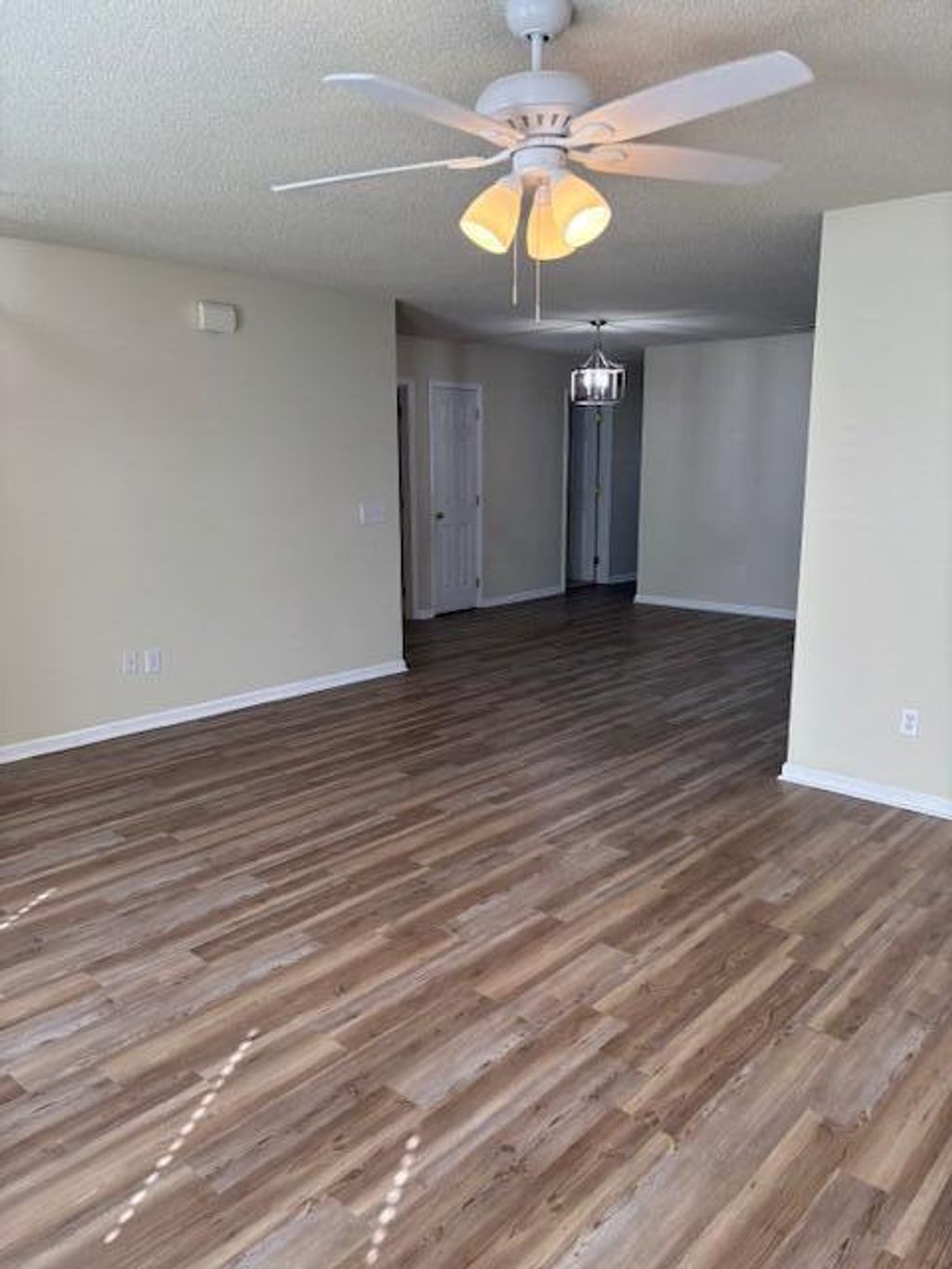 Photo of 102 Tyron Road, Summerville, SC 29483 (MLS # 25029503)