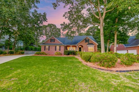 A home in North Charleston