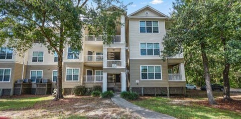 Photo of 700 Daniel Ellis Drive #Apt 2305, Charleston, SC 29412 (MLS # 26008363)