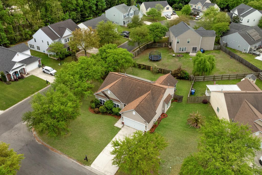 Photo of 9604 River Ridge Drive, Summerville, SC 29485 (MLS # 26009800)