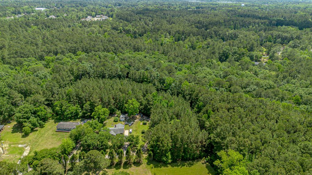 Photo of 00 Jordan Simmons Road, Summerville, SC 29483 (MLS # 25013005)