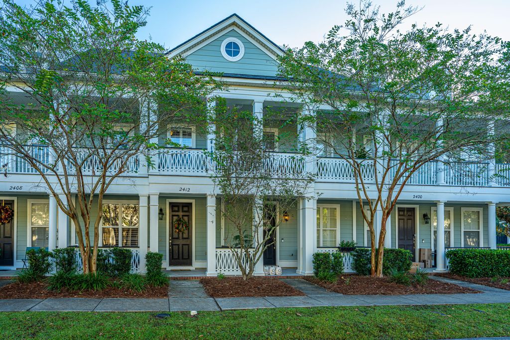 Photo of 2412 Kings Gate Lane, Mount Pleasant, SC 29466 (MLS # 25028304)
