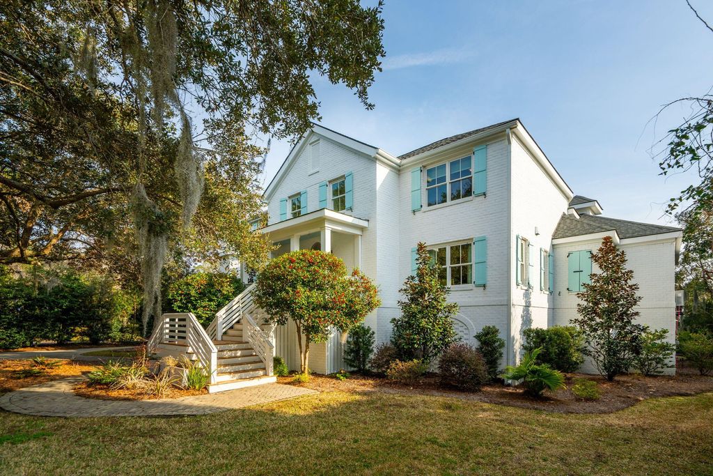 Photo of 913 Paul Revere Drive, Charleston, SC 29412 (MLS # 26006161)