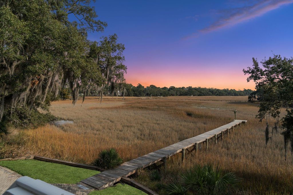 Photo of 913 Paul Revere Drive, Charleston, SC 29412 (MLS # 26006161)