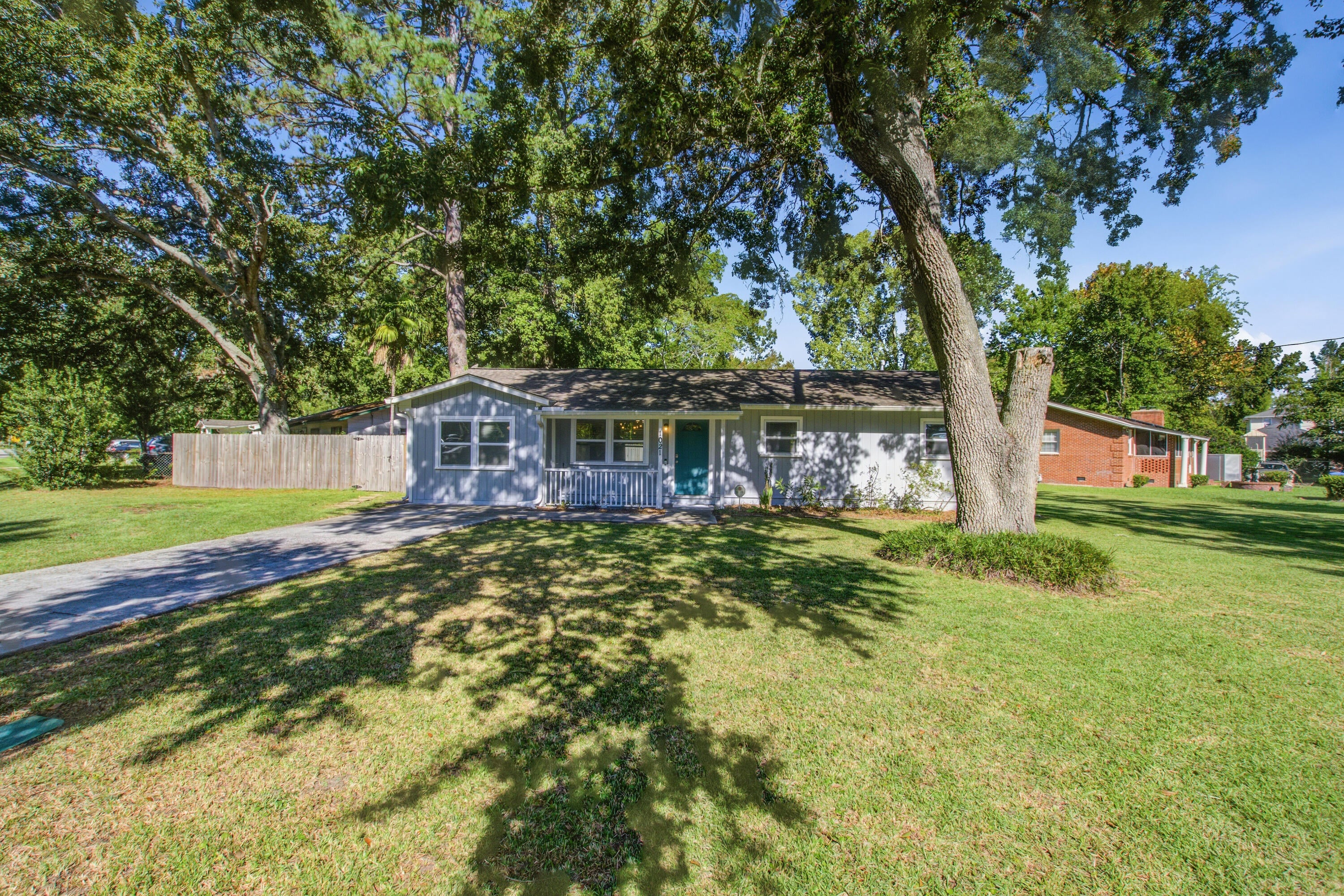 1021 Locksley Drive
