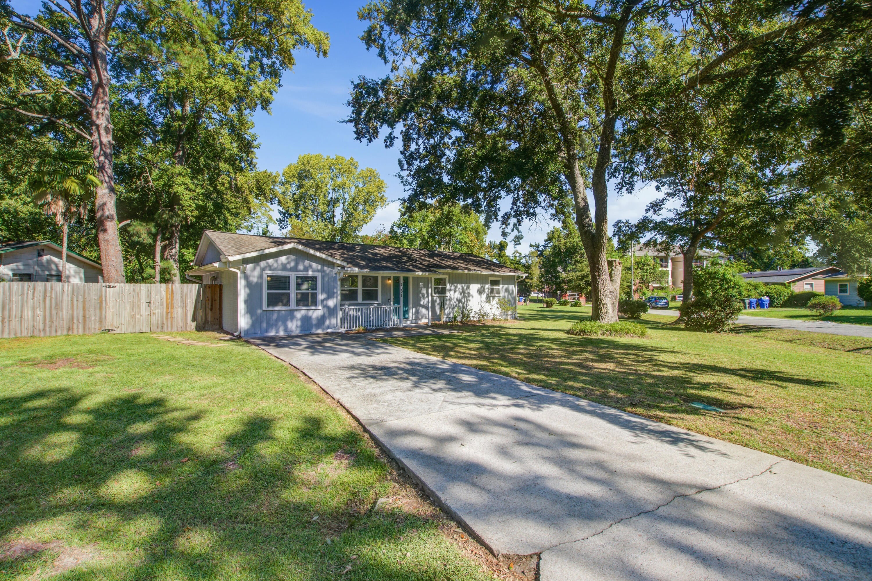 1021 Locksley Drive