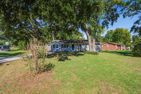 Photo of 1021 Locksley Drive, Charleston, SC 29407 (MLS # 26026855)