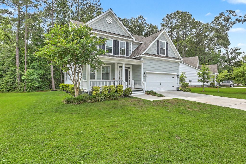 Photo of 107 Windward Drive, Summerville, SC 29485 (MLS # 26012581)