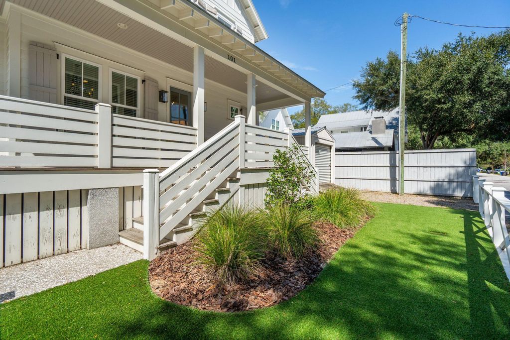 Photo of 101 Ellis Street, Mount Pleasant, SC 29464 (MLS # 25027232)