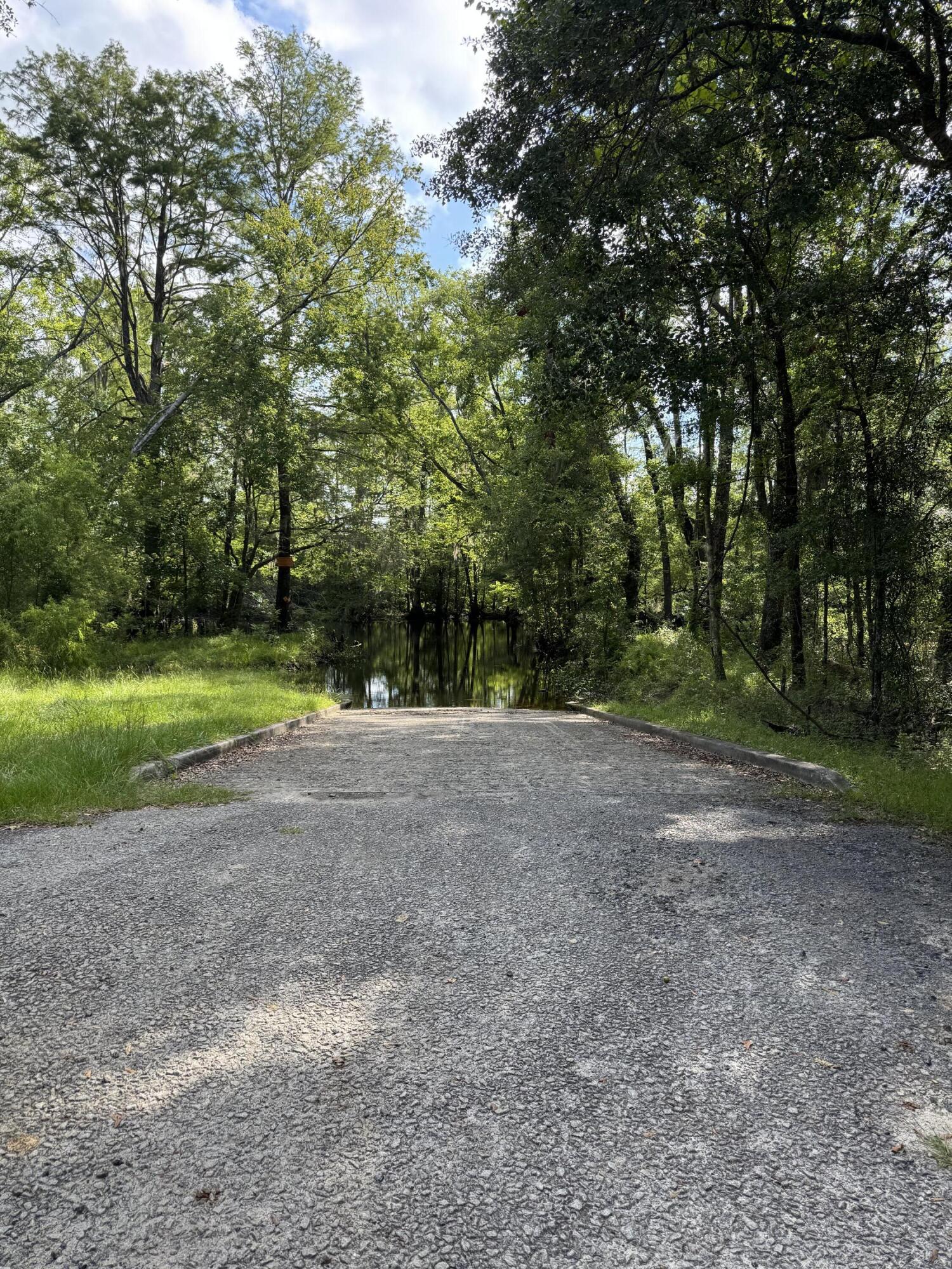 485 Corner Lake Road