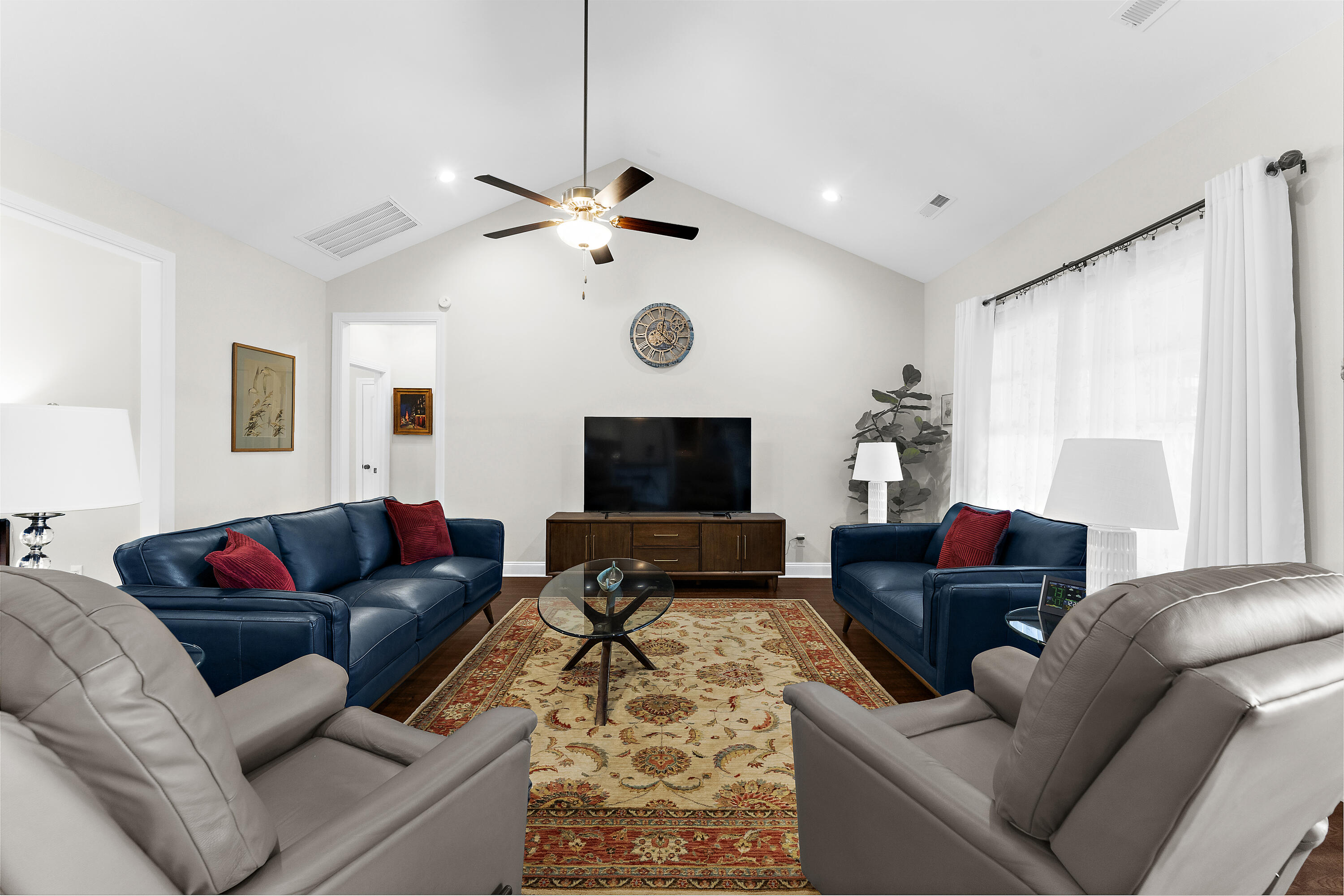 2551 Wedgefield Road