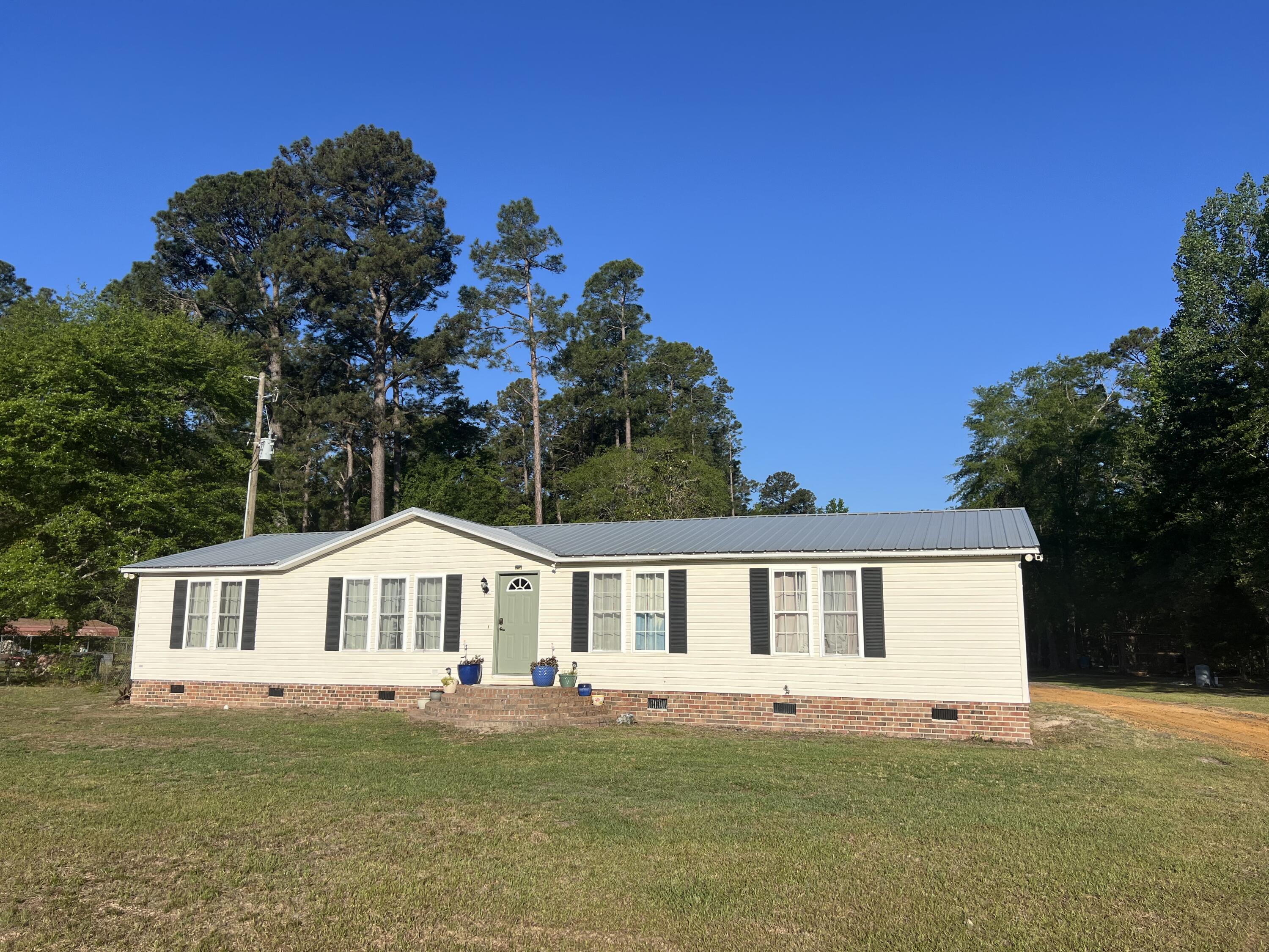 586 Scuffletown Road