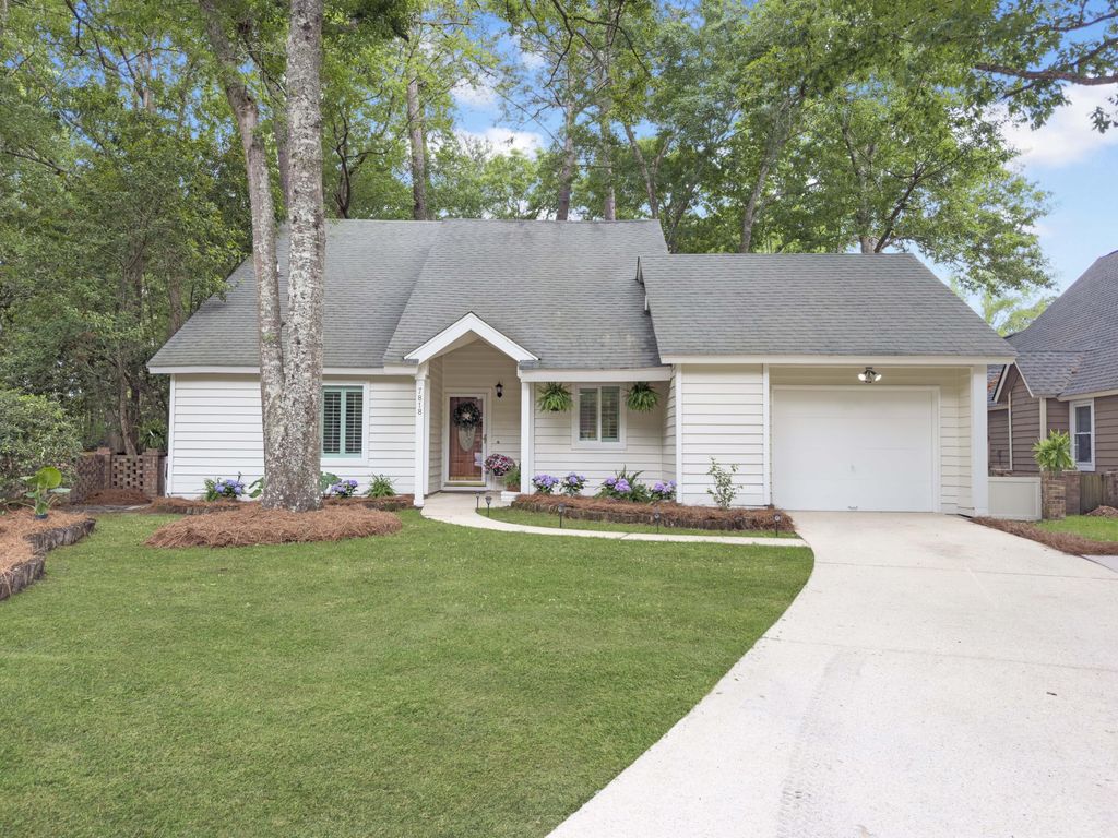 Photo of 7818 Racquet Road, North Charleston, SC 29418 (MLS # 26011917)