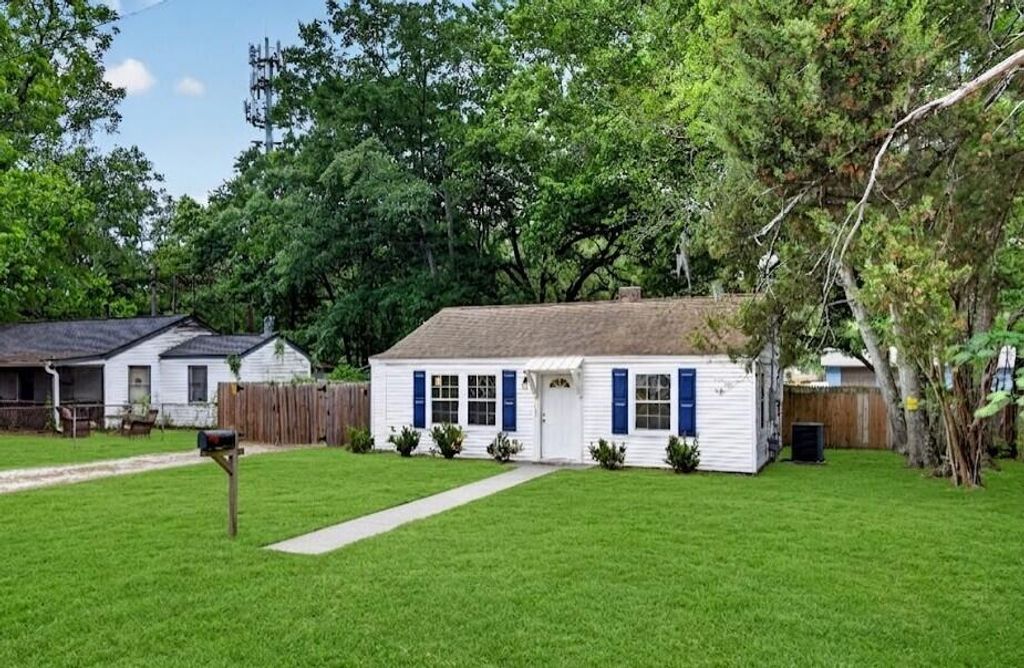 Photo of 5619 Read Street, North Charleston, SC 29406 (MLS # 26012901)