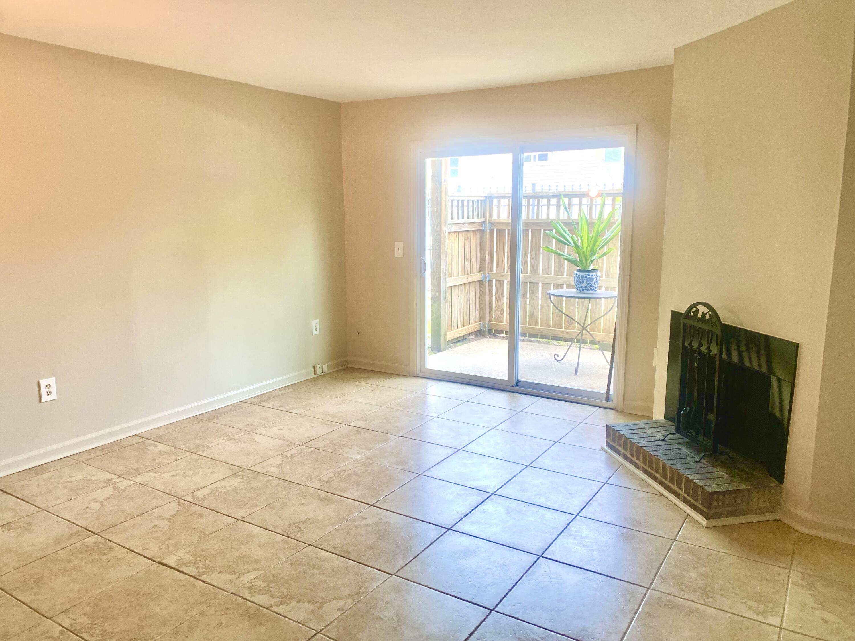 1402 Camp Road 6c