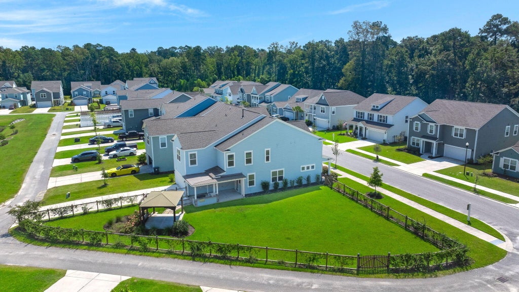 Photo of 122 Loon Drive, Summerville, SC 29483 (MLS # 26024367)