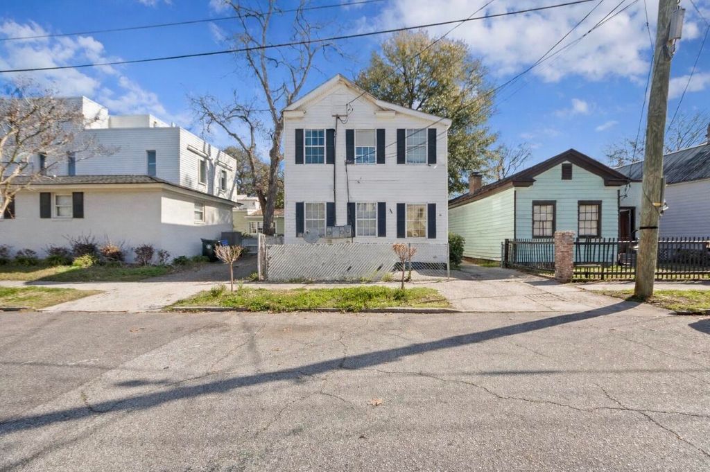 Photo of 16 Killians Street, Charleston, SC 29403 (MLS # 26006812)