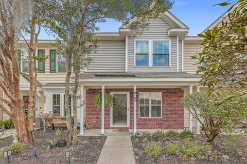 A home in North Charleston