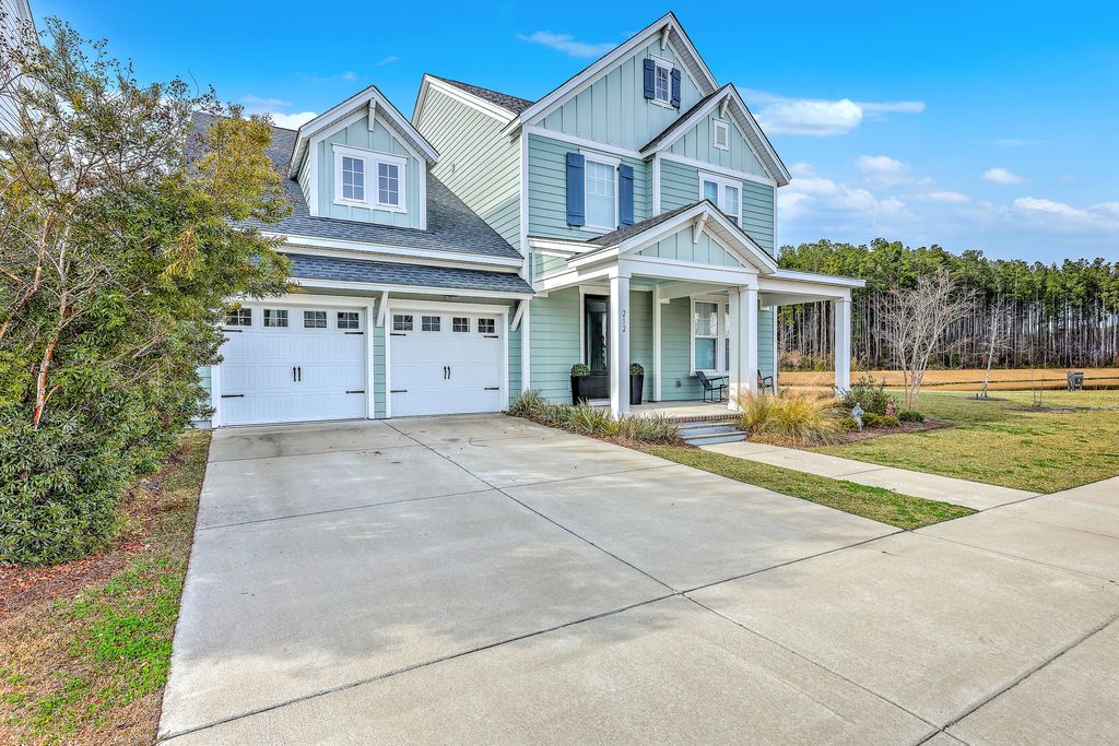 Photo of 212 Clearblue Loop, Summerville, SC 29486 (MLS # 26002663)