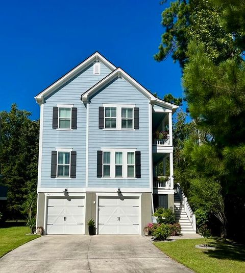 Photo of 542 Amalie Farms Drive, Charleston, SC 29492 (MLS # 25025188)