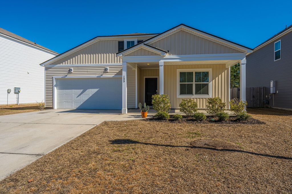 Photo of 299 W Bradford Pointe Drive, Summerville, SC 29486 (MLS # 26004021)