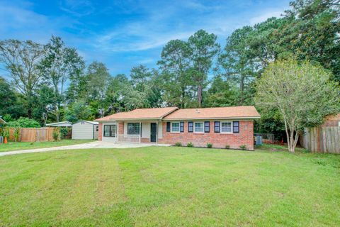 A home in Summerville