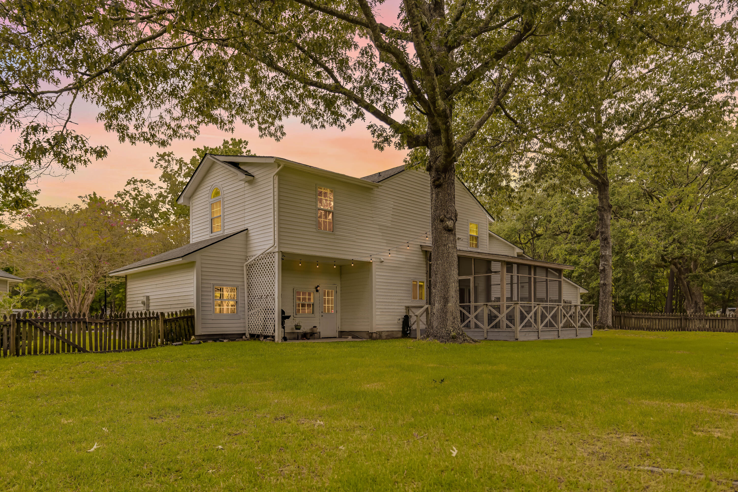 2621 Sun Beam Way