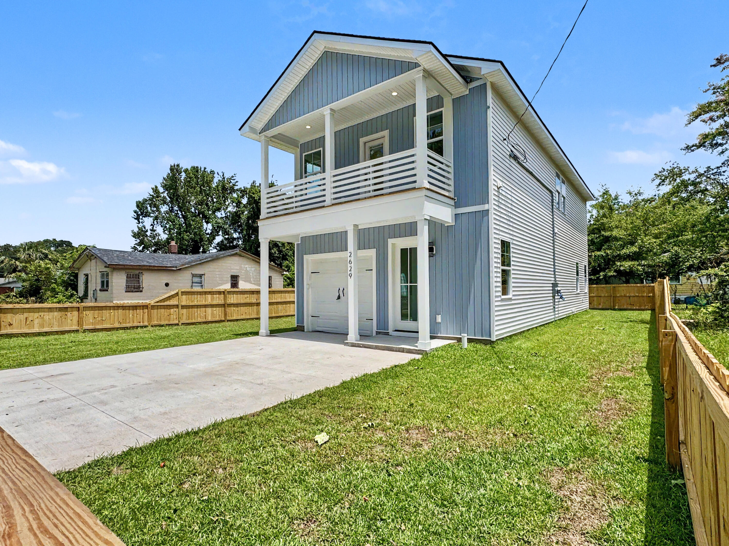 2629 Bonds Avenue